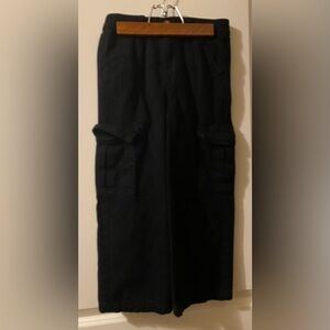 Old Navy Black Cargo Pants kids size 6-7